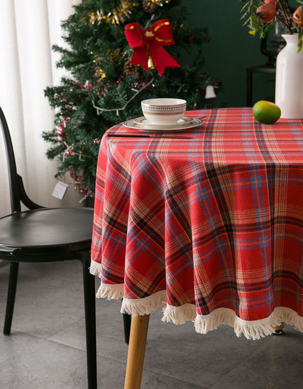 Nappe de table rouge de Noël à carreaux et pompons