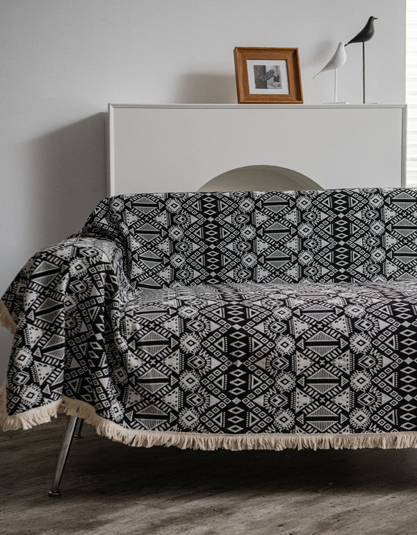 Geometric Jacquard Thick Retro Multi-Function Blanket