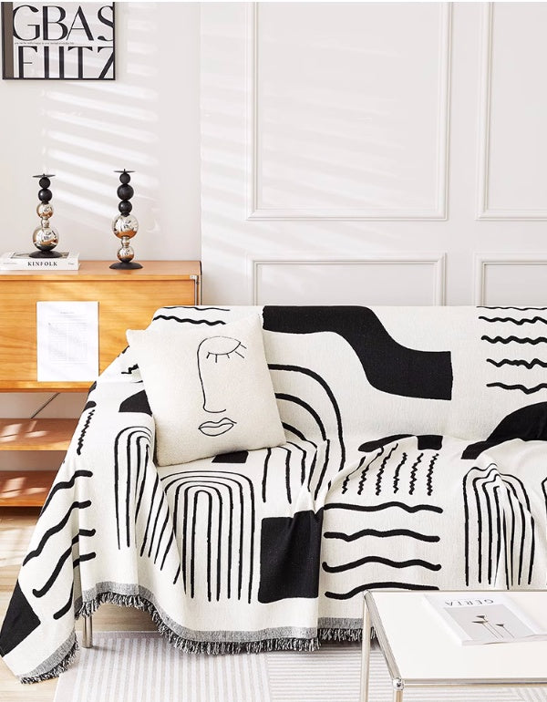 Multifunctional Double-sided Blanket With Irregular Geometric lines