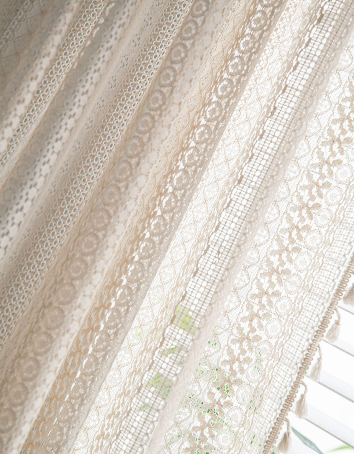 Cortinas de encaje para dormitorio con diseño retro de crochet en color beige 