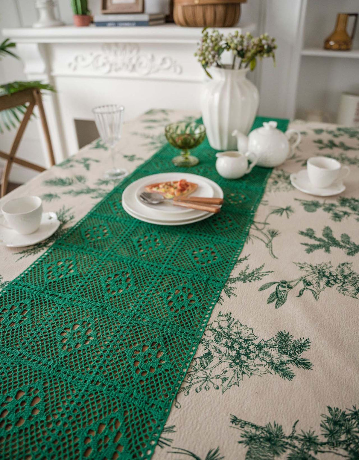 Mantel de algodón con estampado de flores y encaje central (azul, verde) 