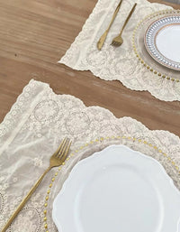 Countryside Hollow Lace Embroidered Placemat