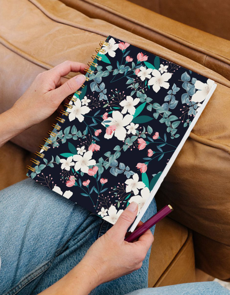 Libreta personal personalizada tamaño A5 con tapa floral 