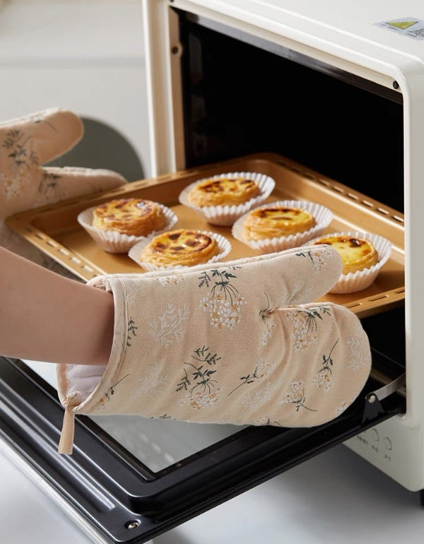 Embroidered Cotton Microwave Baking Gloves