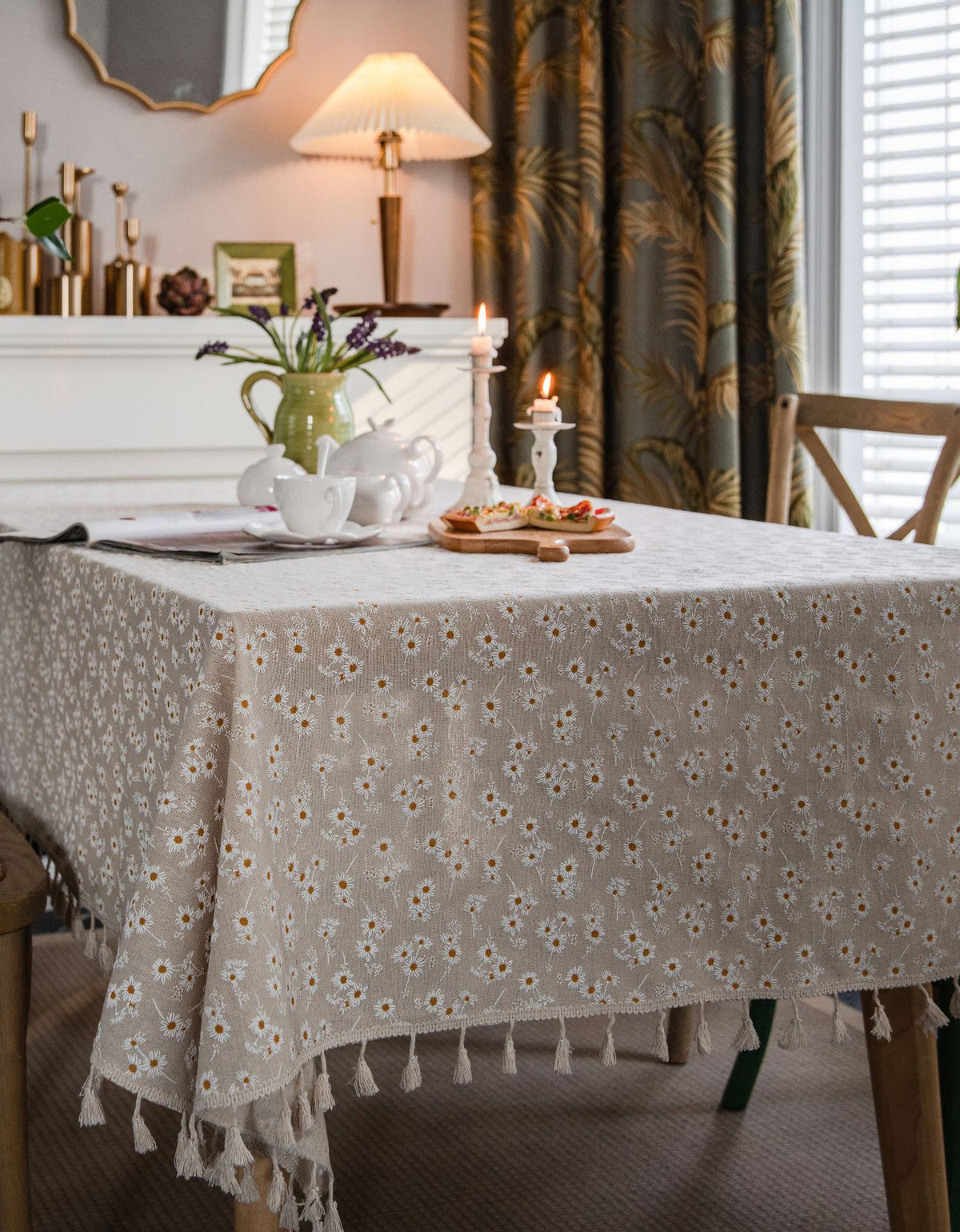 Farmhouse Style Daisy Embroidered Tablecloth