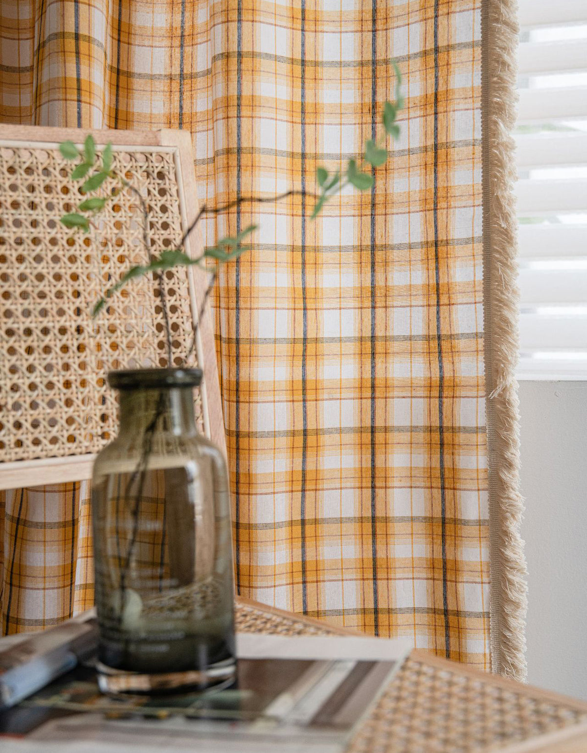 Cortinas de algodón a cuadros con borde con borlas estilo granja 