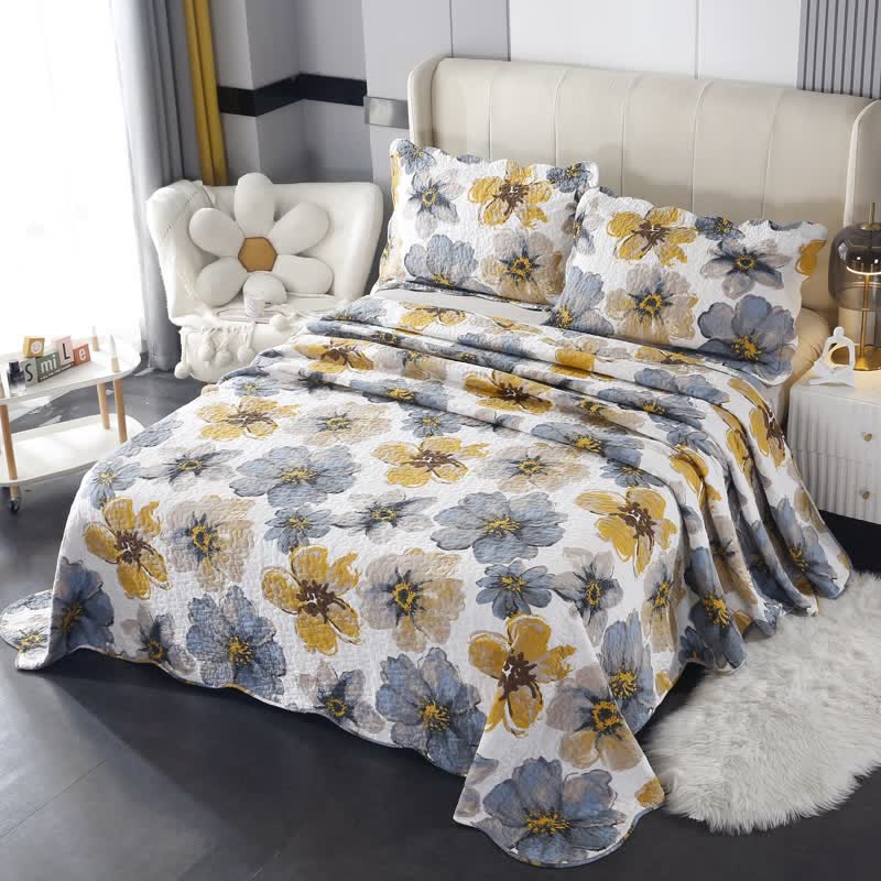 Floral Serenity Quilted Bedding Set (3PCS)