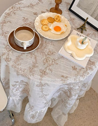 Nappe en lin avec dentelle croisée rétro française