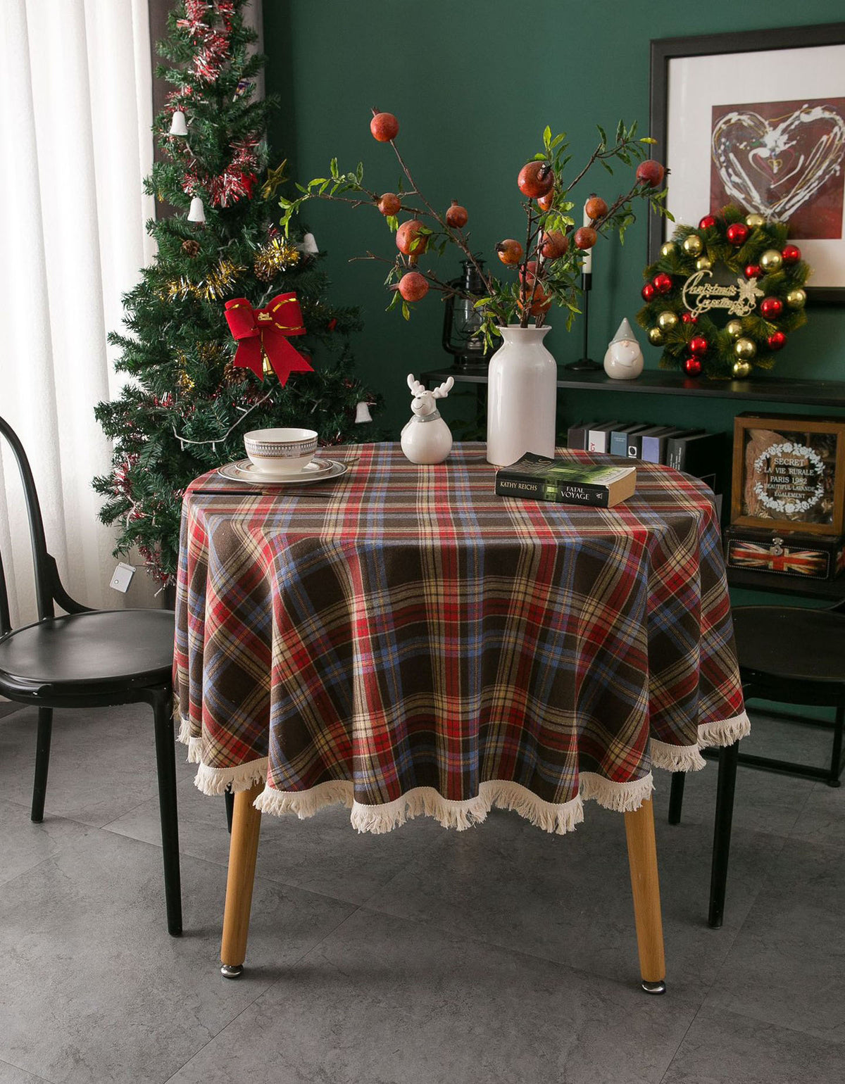 Large Round Gingham Christmas Dining Tablecloth