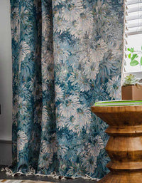 Cortinas con borlas con estampado de flores estilo pintura al óleo