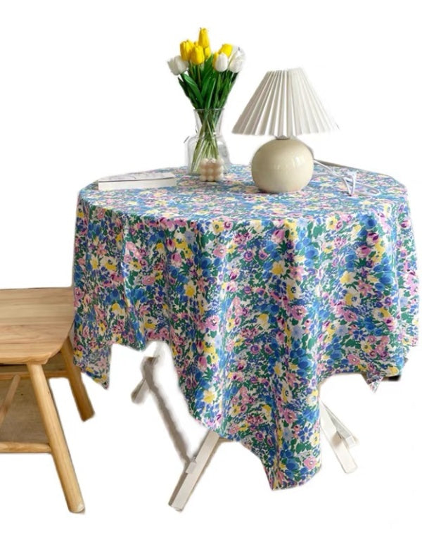 Nappe à motif floral de tulipes peintes à l'huile