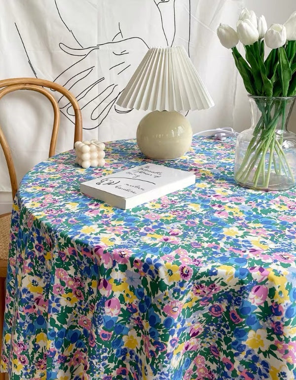 Nappe à motif floral de tulipes peintes à l'huile