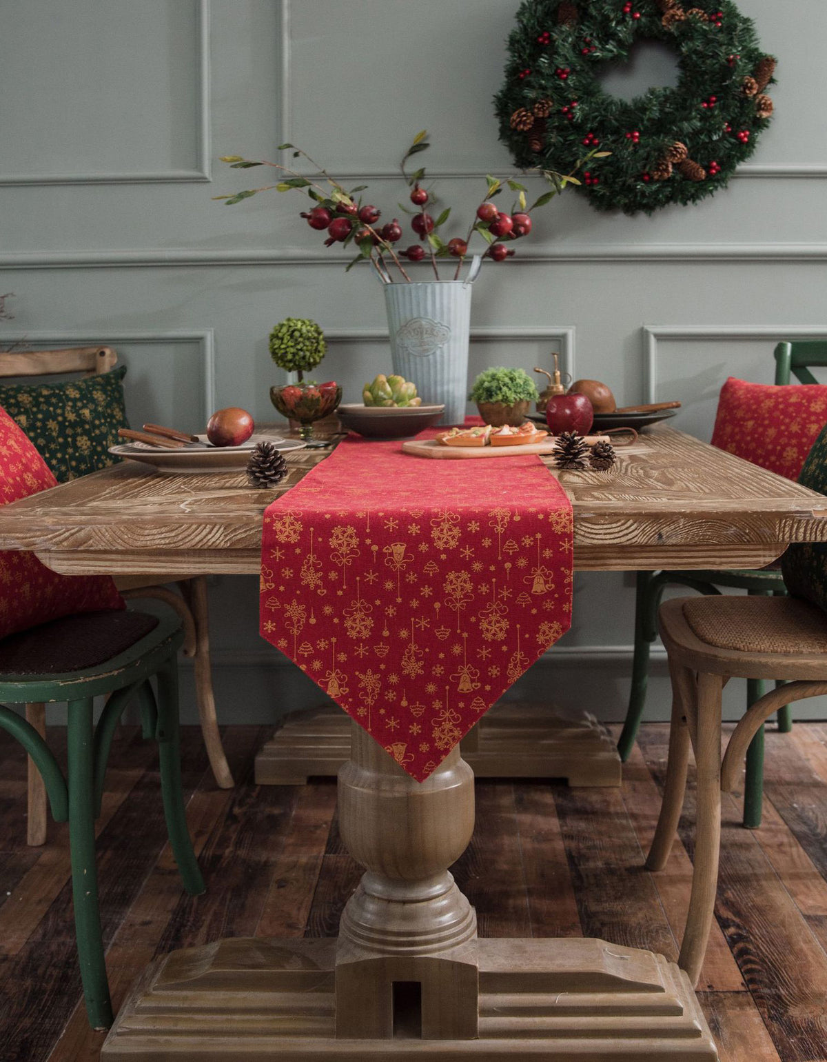 Juego de mesa con estampado de campanas rojas para Navidad 