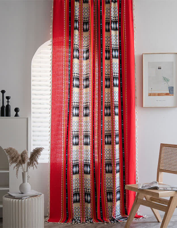 Cortinas de lino y algodón con borlas de estilo bohemio rojo