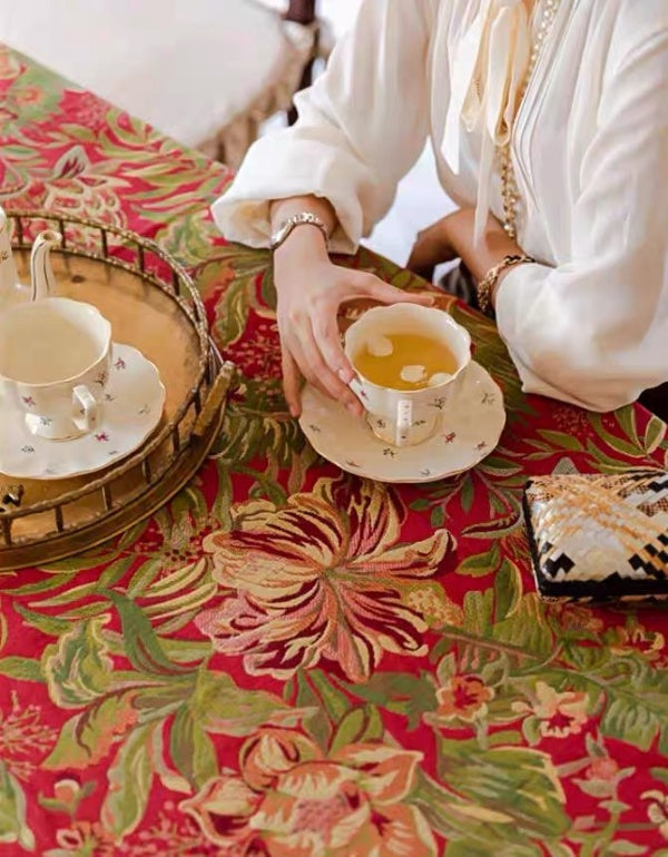 Red Jacquard Thickened Tablecloth