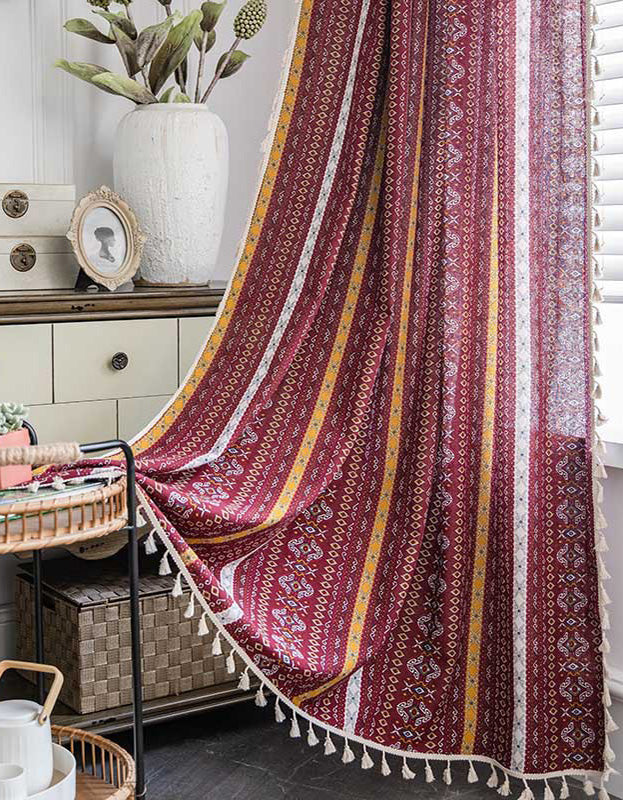 Cortinas de lino y algodón con estampado de rayas rojas