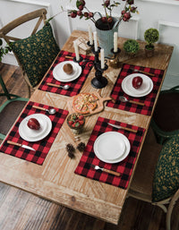 Chemin de table de Noël à carreaux rouges et noirs 