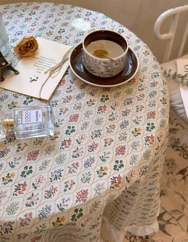 Retro Pinted Floral Ruffled Round Tablecloth