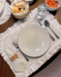 (2 PCS )Ruffled edge French Linen Napkin