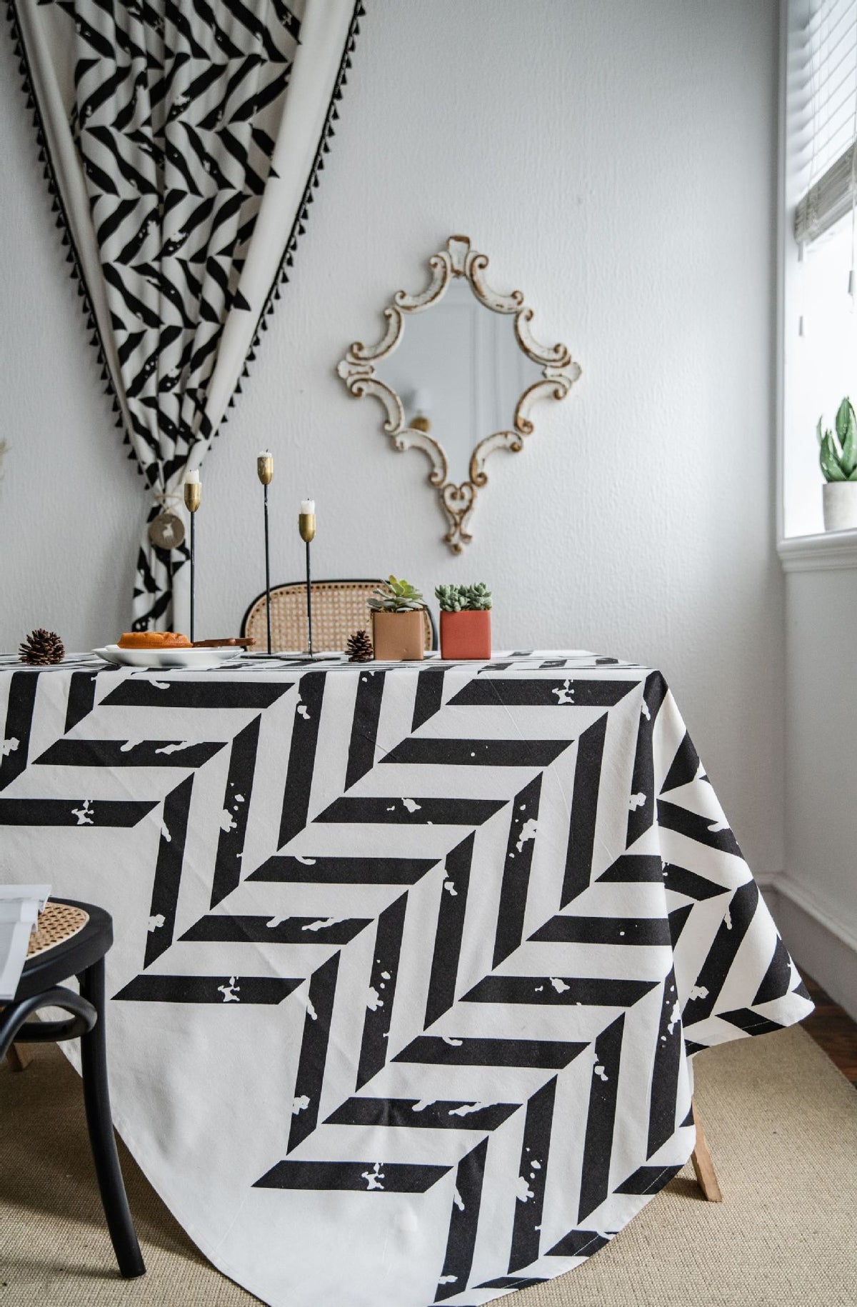 Zebra Stripes Print Modern Minimalist Tablecloth