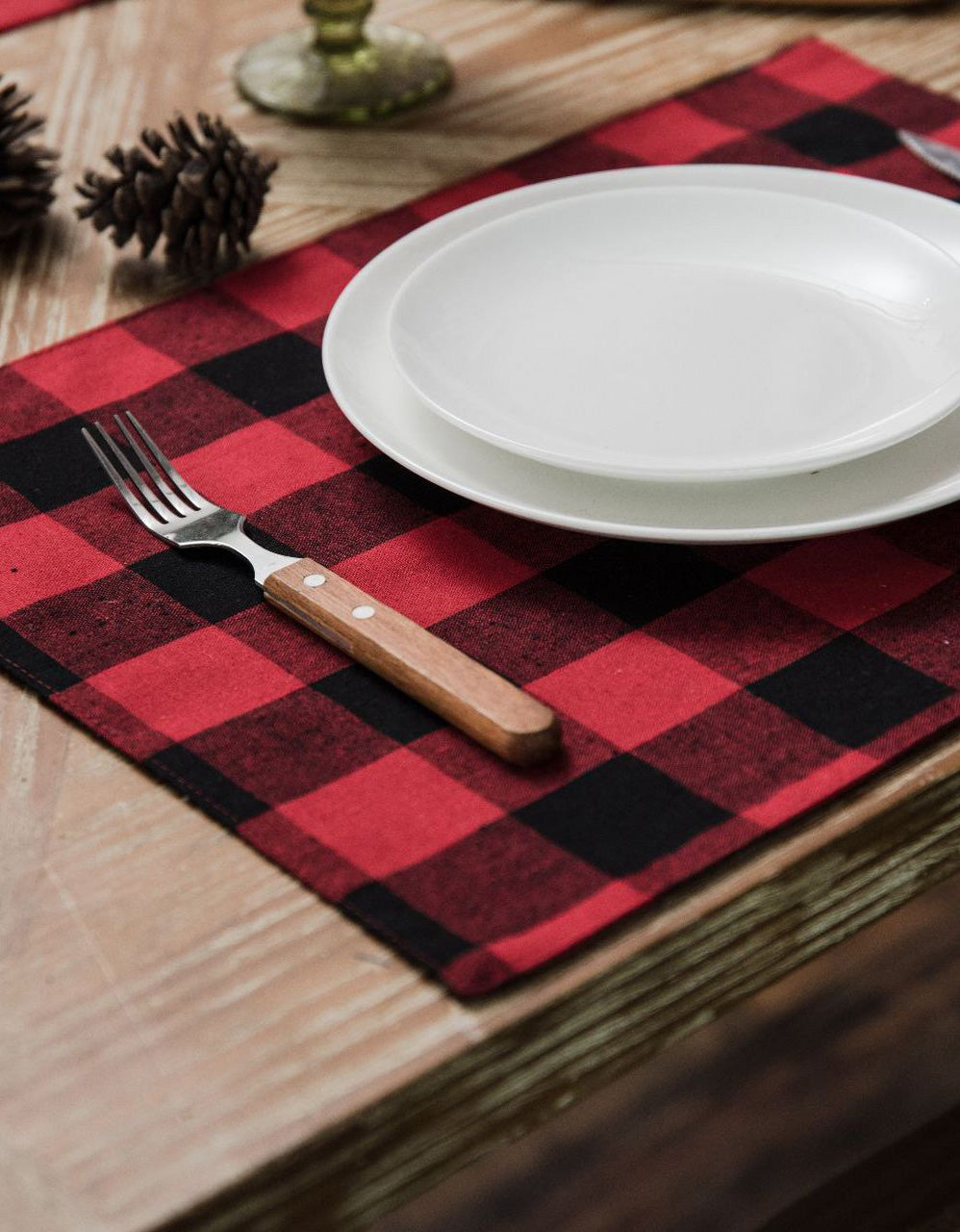 Red and Black Plaid Christmas Table Runner