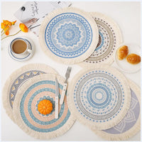 Set de table à pompons en tissu nordique anti-brûlure (LOT DE 2)