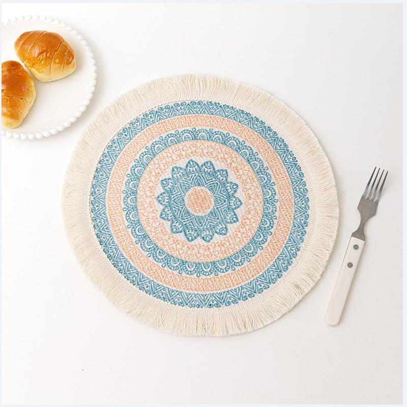 Set de table à pompons en tissu nordique anti-brûlure (LOT DE 2)