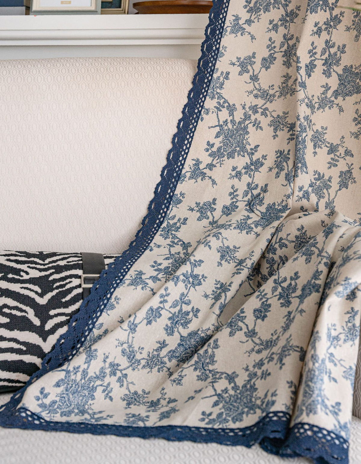 Blue Flower Printed Farmhouse-style Curtain