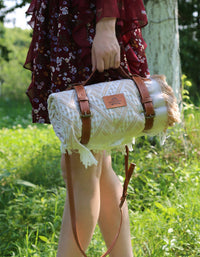 Manta de picnic con borlas para acampar al aire libre con correa de cuero