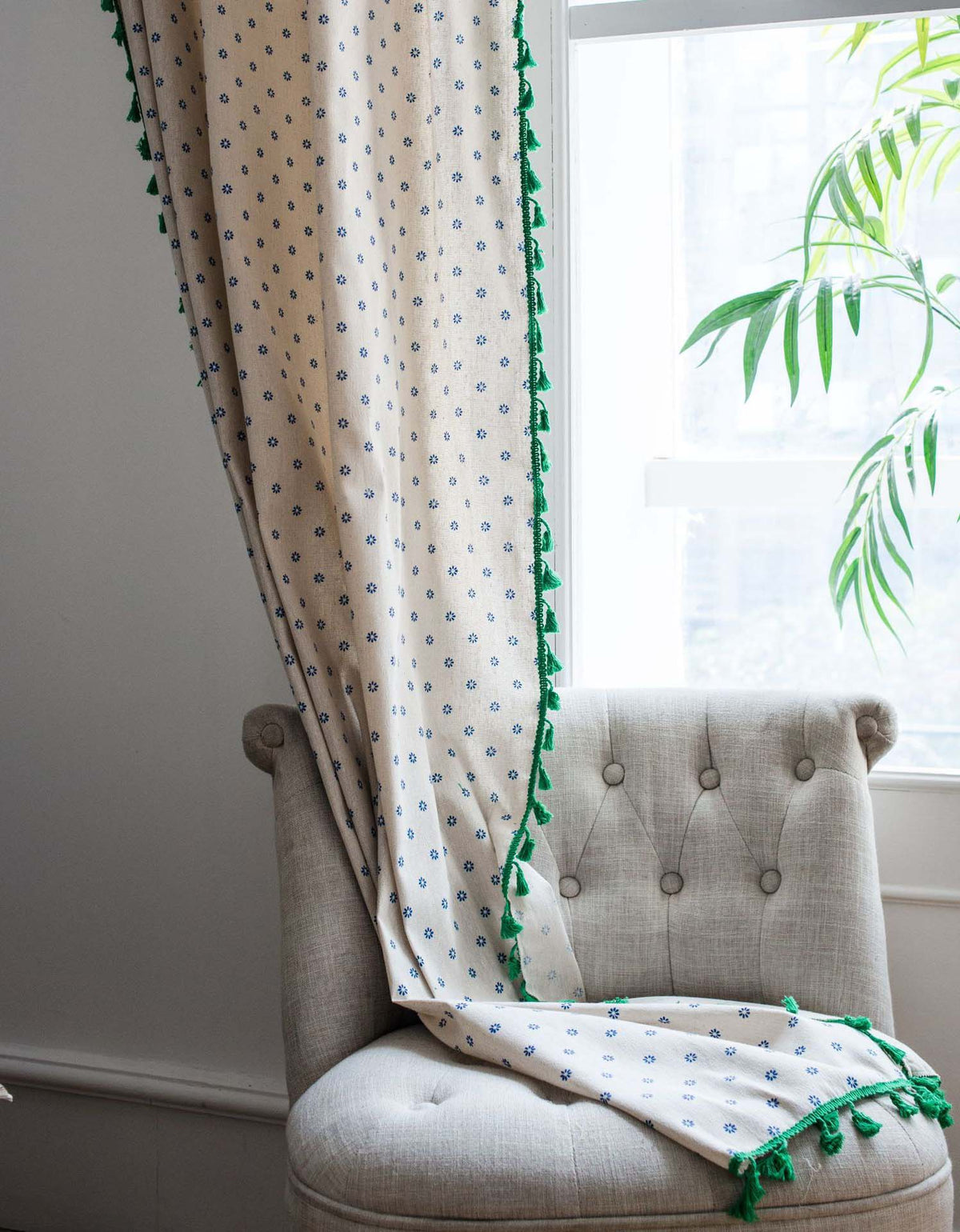 Cotton Linen Daisy Print Tassel Curtains