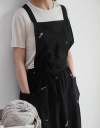 Embroidery Cotton Kitchen Apron With Pockets