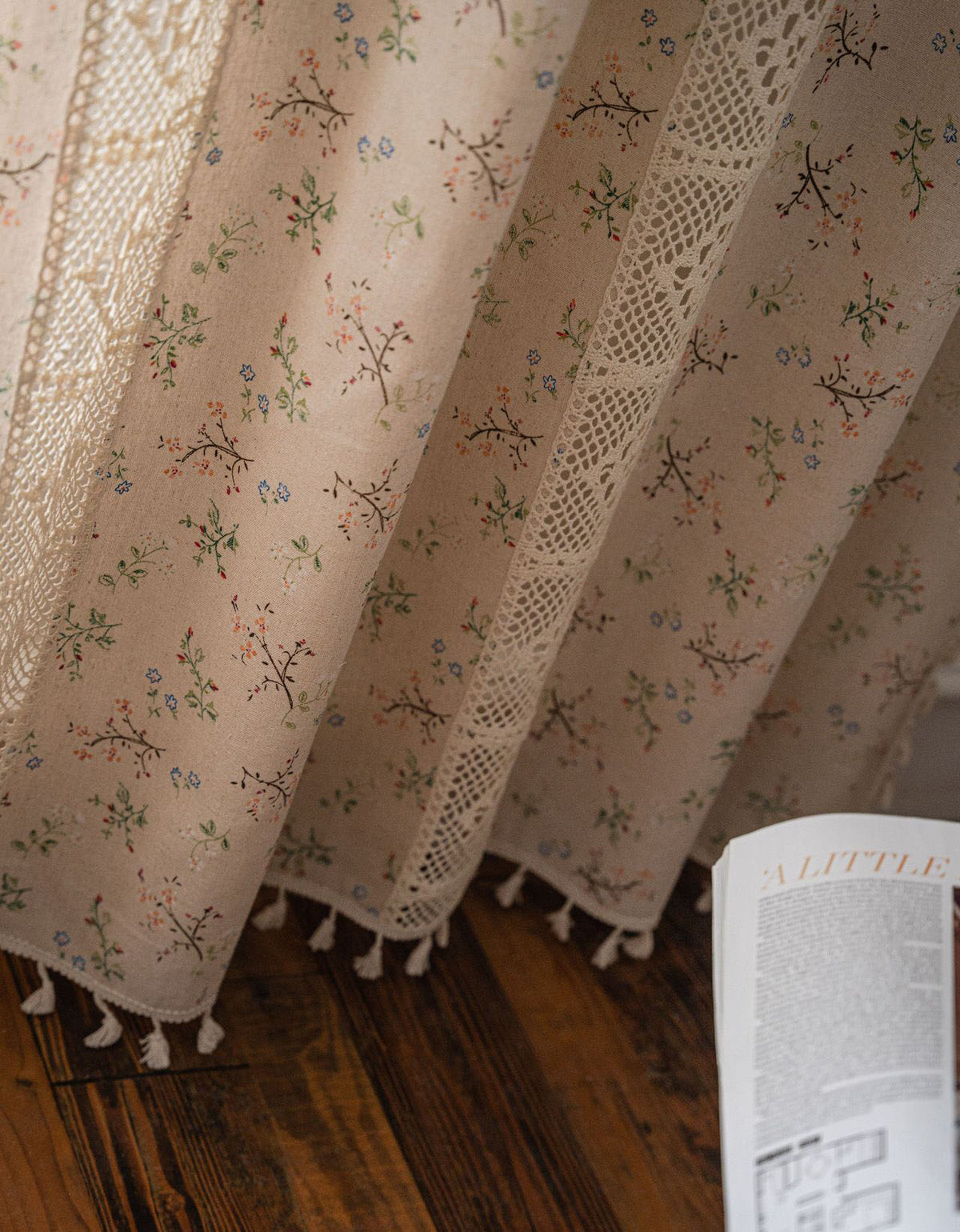 Farmhouse-style Fringe Daisy Floral Print Curtains