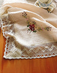 Nappe brodée à la main de style pastoral