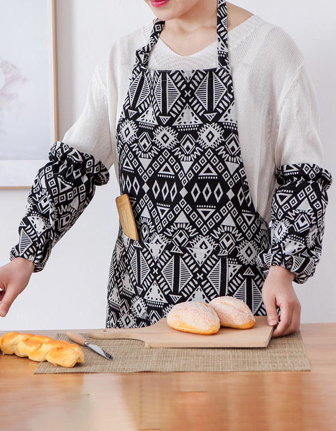 Nordic Black White Apron with Sleeve Covers