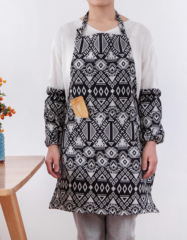 Nordic Black White Apron with Sleeve Covers