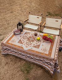 Couverture de pique-nique à pompons et motif floral pastoral