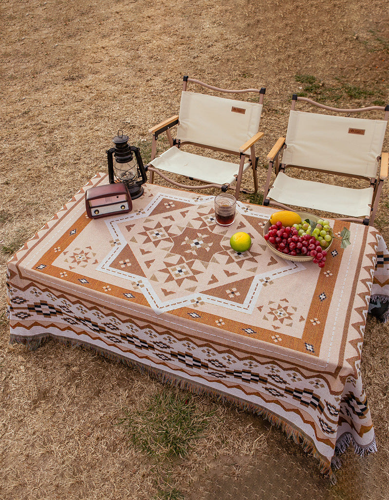 Manta de picnic con borlas bohemias y diseño geométrico de estilo étnico