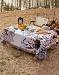 Couverture d'extérieur à pompons à motif de fleurs roses de style marocain