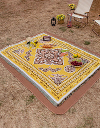 Couverture d'extérieur à pompons à motif de fleurs roses de style marocain