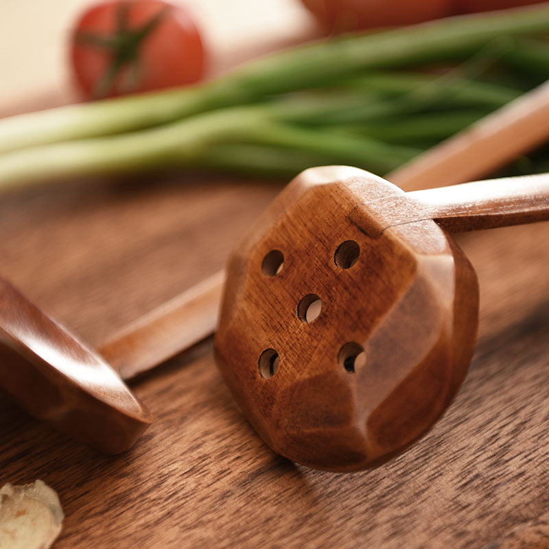 Cuchara coladora de bambú de madera maciza para cocina